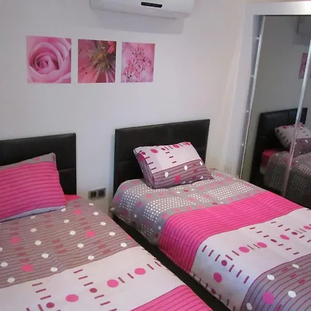 Apartmán Tropical Gardens E 7 Spacious Duplex 4 Bed Home